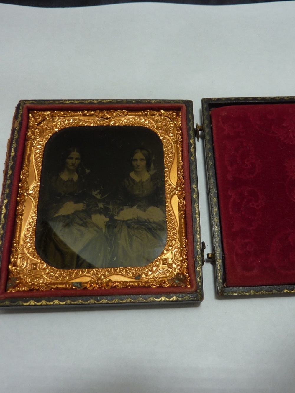 1860's ANTIQUE Cased Tintype Photograph in Folding Gilded Velvet Case
